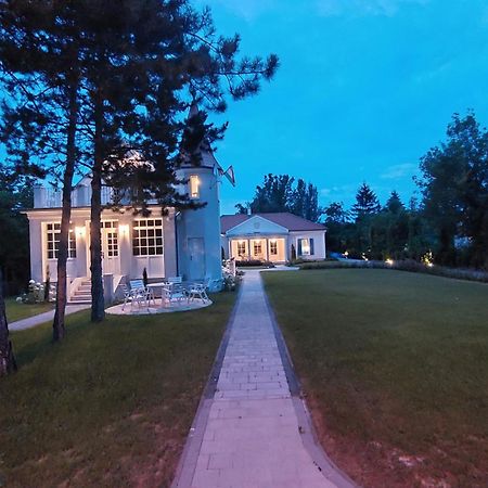 Schieszl Villa زاماردي المظهر الخارجي الصورة